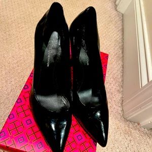 BCBG closed toe patent heel